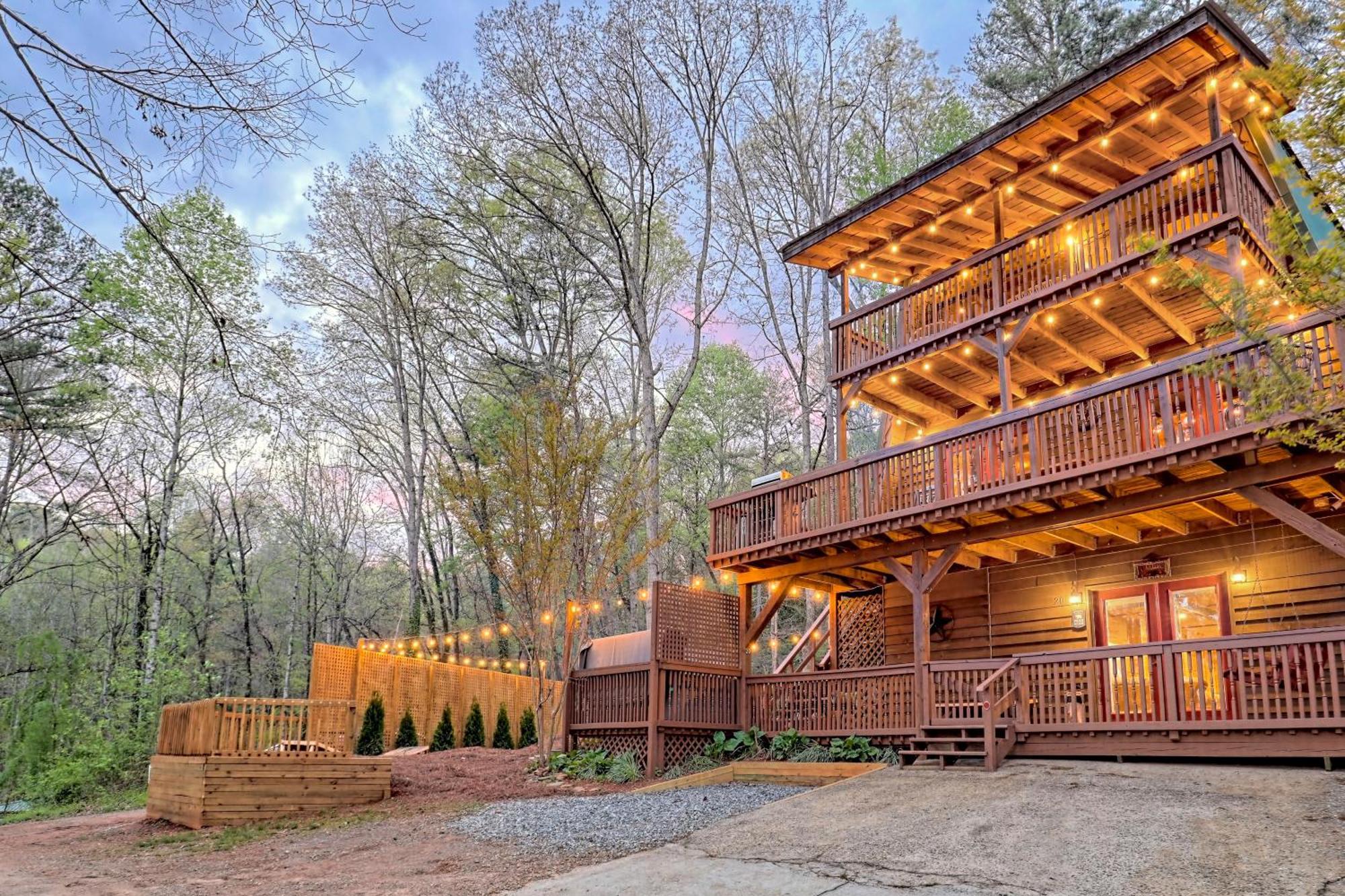 Near Downtown Helen - Hottub, Sauna, Game Room, Fire Pit Buitenkant foto