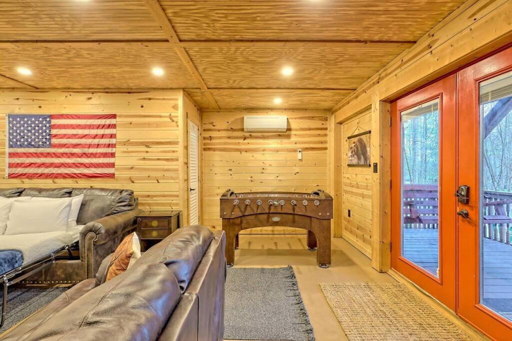 Near Downtown Helen - Hottub, Sauna, Game Room, Fire Pit Buitenkant foto